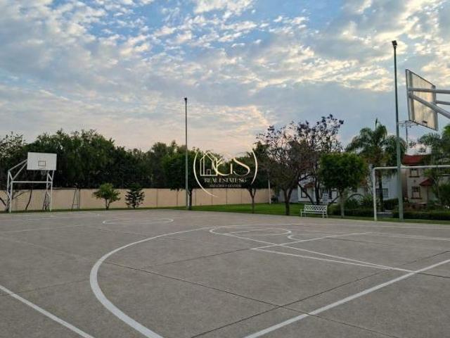 CASA EN VENTA GRAN CLASE RESIDENCIAL CELAYA