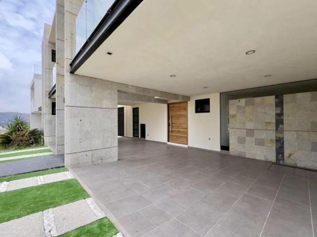 CASA EN VENTA GRAN RESERVA LOMAS DE ANGELÓPOLIS