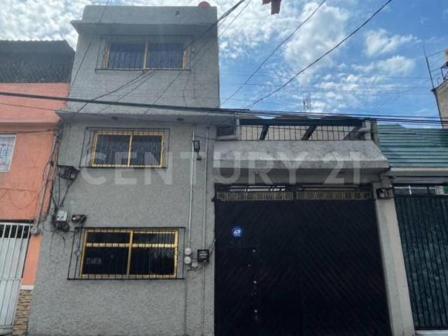 CASA EN VENTA JUVENTINO ROSAS