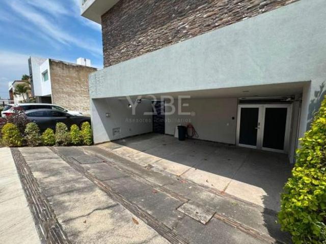 Casa en venta Jardín Real Coto 5