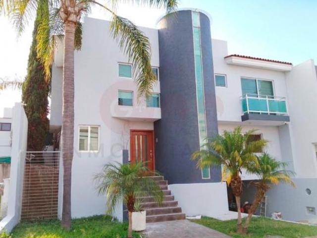 CASA EN VENTA JARDIN REAL, ZAPOPAN, JALISCO
