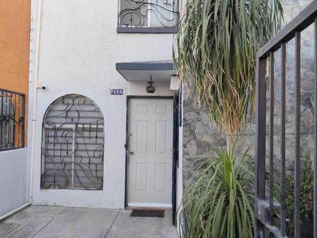 CASA EN VENTA JARDINES DEL VALLE ZAPOPAN 3 RECAMARAS