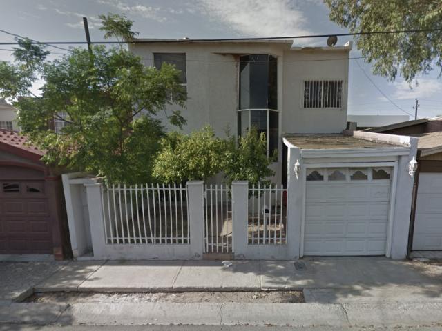 CASA EN VENTA JARDINES DEL LAGO, MEXICALI