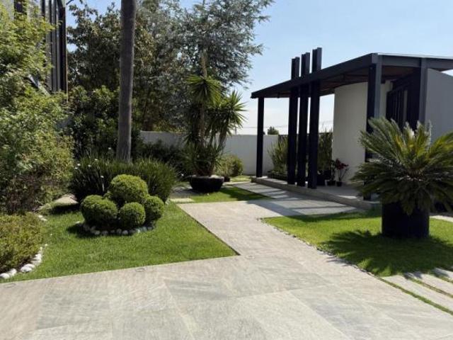 CASA EN VENTA JARDINES DEL PEDREGAL