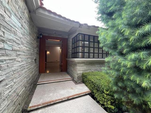 Casa en Venta Jardines del Pedregal | 1 Nivel, Jardín 500 m² y Departamento Independiente