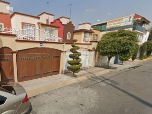 Casa en venta, Josefa Ortíz de Domínguez, Las Américas, Ecatepec de Morelos Recuperación Bancaria