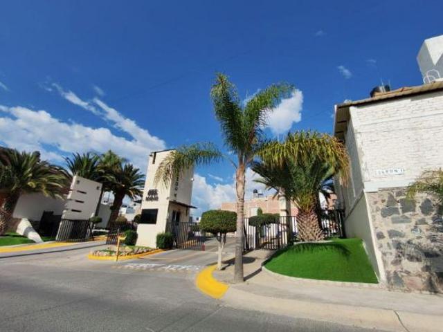 Casa en Venta La Condesa con terreno excedente