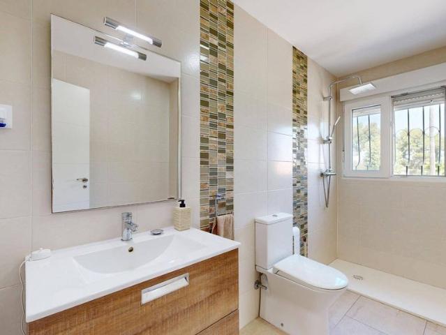 Casa en venta La Eliana, España