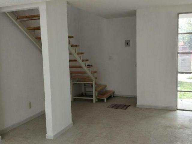 CASA EN VENTA LA GUADALUPANA