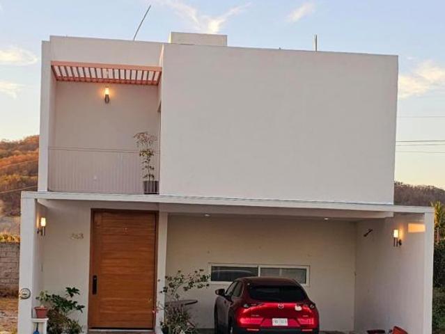 CASA EN VENTA, LA HIGUERA MANZANILLO