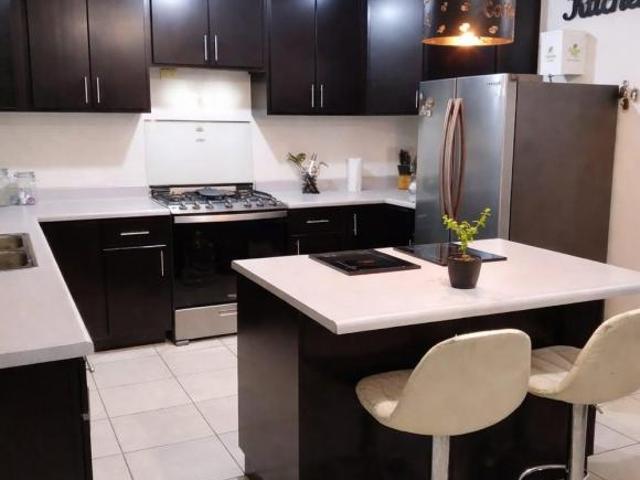 CASA EN VENTA LA PRESA