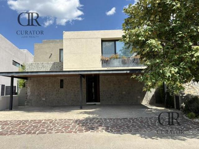 Casa en VENTA para inversionista Lago Altozano Querétaro