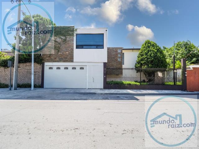 CASA EN VENTA LAS BRISAS MONTERREY, NL ZONA SUR