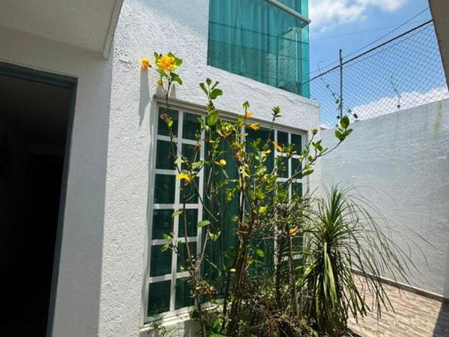 CASA EN VENTA LAS MARGARITAS