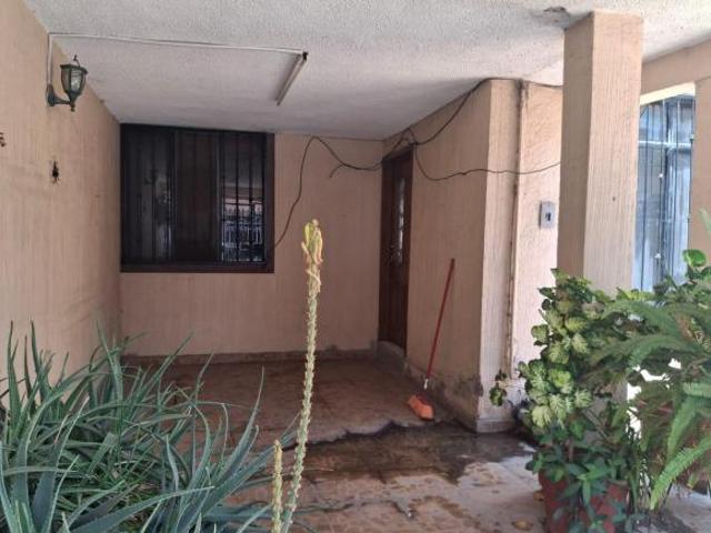 Casa en venta Las Reynas 4