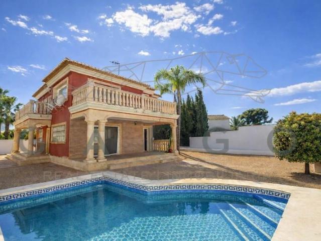 Casa en venta L'Eliana