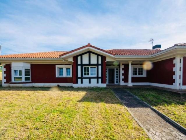Casa en venta Loiu