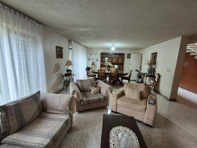 CASA EN VENTA LOMA BONITA RESIDENCIAL