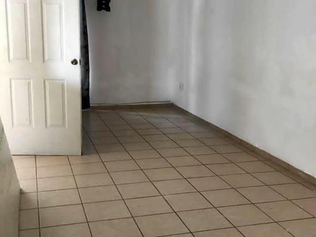 CASA EN VENTA LOMA REAL QUERETARO CERCA AV DE LA LUZ