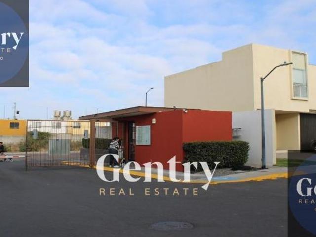 Casa en Venta Lomas Marques Cond. Virrey de Aragon