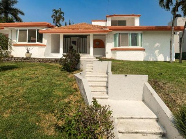 Casa en venta, Lomas de Cocoyoc, Atlalahuacan. Morelos