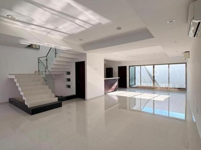 Casa en venta Lomas de la Rioja