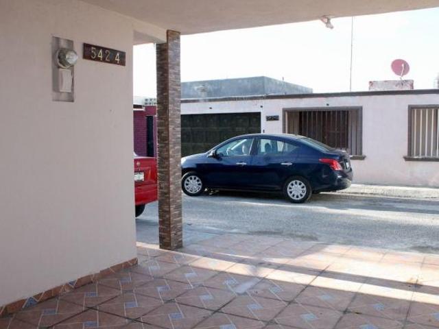 Casa en VENTA Lomas de Lourdes de 1 planta