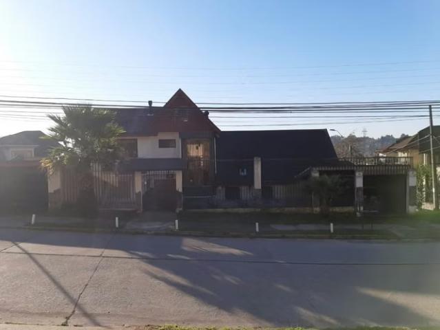 Casa en venta Lomas de San Andrés: 4D+3B+4E+Piscina | 4 dormitorios por 11900.00 en Concepción