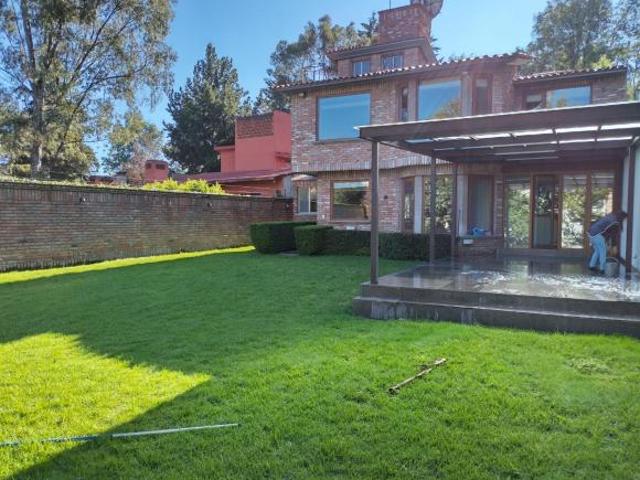 CASA EN VENTA LOMAS DE VISTA HERMOSA