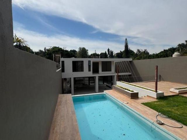 CASA EN VENTA LOMAS DEL VALLE