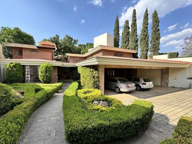 CASA EN VENTA LOMAS DEL VALLE ZAPOPAN JALISCO