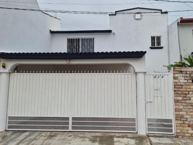 Casa en venta lomas del dorado