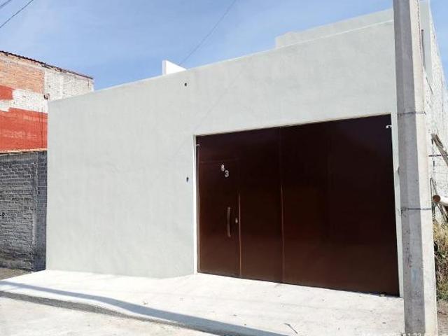 CASA EN VENTA LOMAS DEL DURAZNO CERCA DE AVENIDA AMALIA SOLORZANO MORELIA