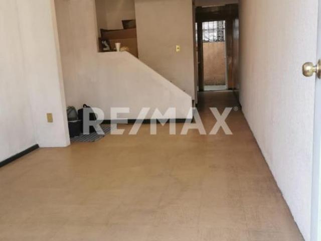 CASA EN VENTA LOS HEROES TECAMAC 4