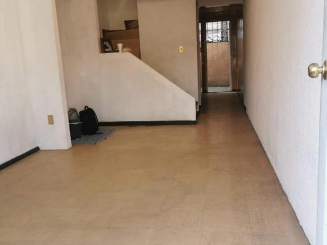 CASA EN VENTA LOS HEROES TECAMAC 4