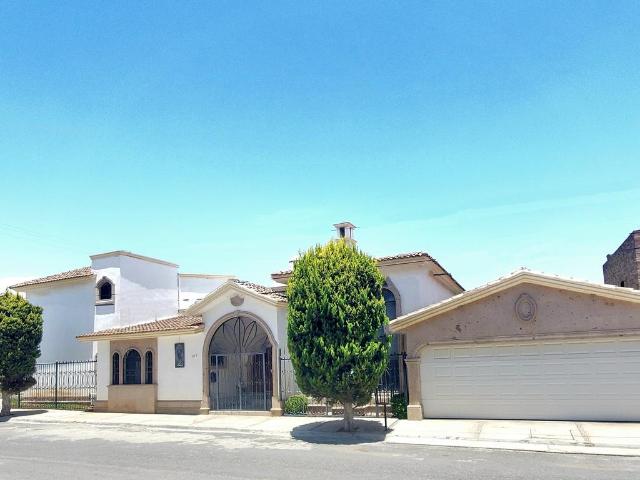 CASA EN VENTA LOS PINOS AL NORTE SALTILLO