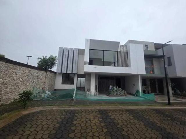 Casa en VENTA Puebla Lomas de Angelópolis Parque Mediterráneo