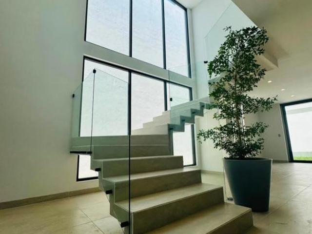 Casa en VENTA Puerta de Hierro Irapuato, Gto