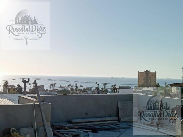 CASA EN VENTA PUNTA AZUL