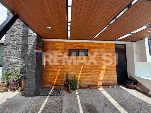 Casa en venta Punta Esmeralda