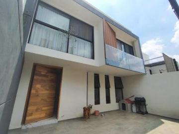 Casa en Venta Paisajes del Tesoro. $7,700,000