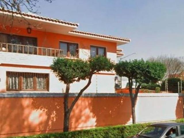 Casa en venta Paseo De Las Galias 89, Lomas Estrella 2da Sección, SE ACEPTAN CREDITOS