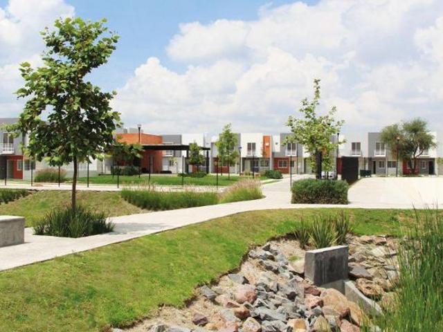 CASA EN VENTA PASEO DE LOS PARQUES