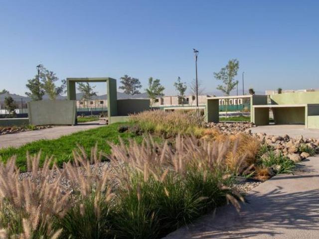 CASA EN VENTA PASEO DE LOS PARQUES