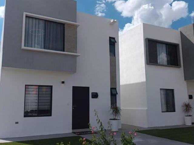 CASA EN VENTA PASEO DEL VALLE TORREON