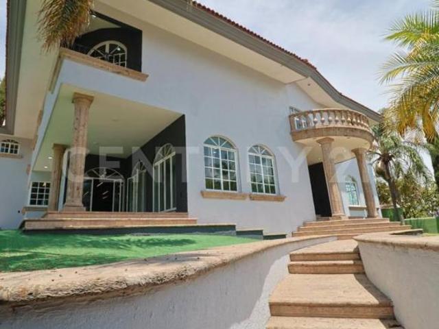 Casa en Venta, paseo del puma 211, Col. Ciudad Bugambilias, Zapopan, Jal