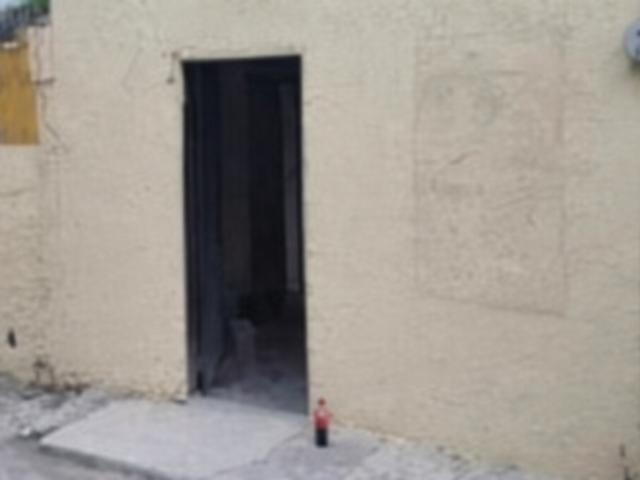 CASA EN VENTA PARA DEMOLER EN SANTA CATARINA, N.L