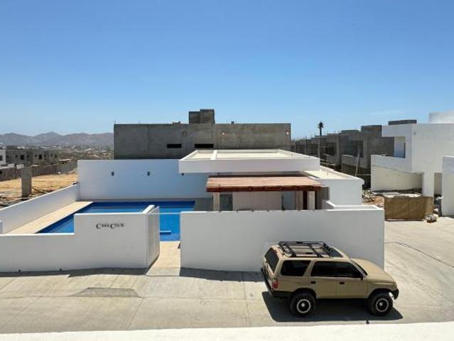 Casa en venta para firma inmediata alberca casa club privado Monterreal