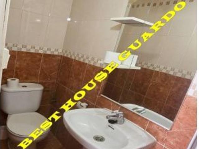Casa en Venta para Reformar en Valdecastro, Guardo Oportunidad Única