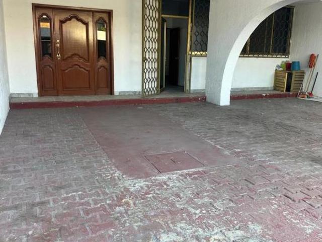 Casa en Venta para Remodelar Cerca de Glorieta Chapalita y La Gran Plaza de 415 m2